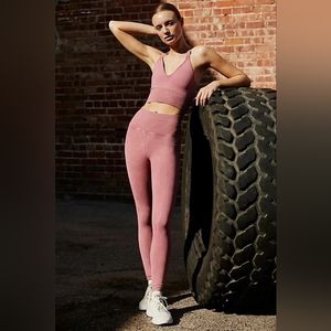 Free People FP Movement - High-Rise 7/8 Good Karma Leggings | XS/S | Dry Rose